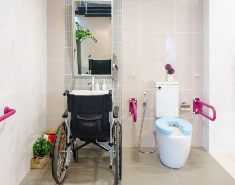 concevoir une salle de bain accessible et adaptée aux personnes en situation de handicap