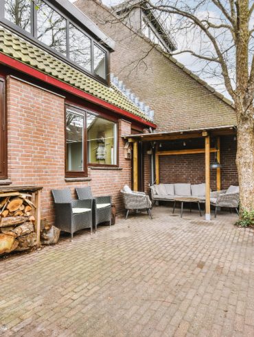 Extension maison traditionnelle pour agrandir votre espace tout en respectant le style ancien