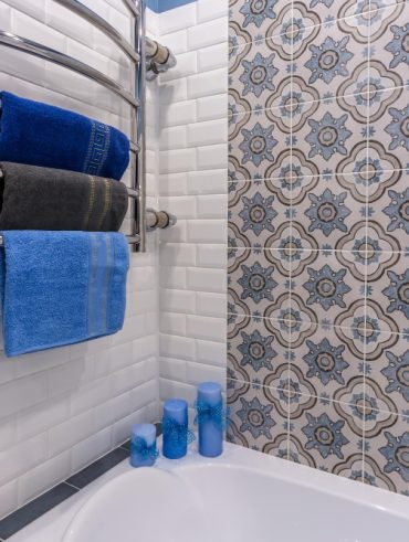 Carrelage et mosaïque pour salle de bain pour un design réussi