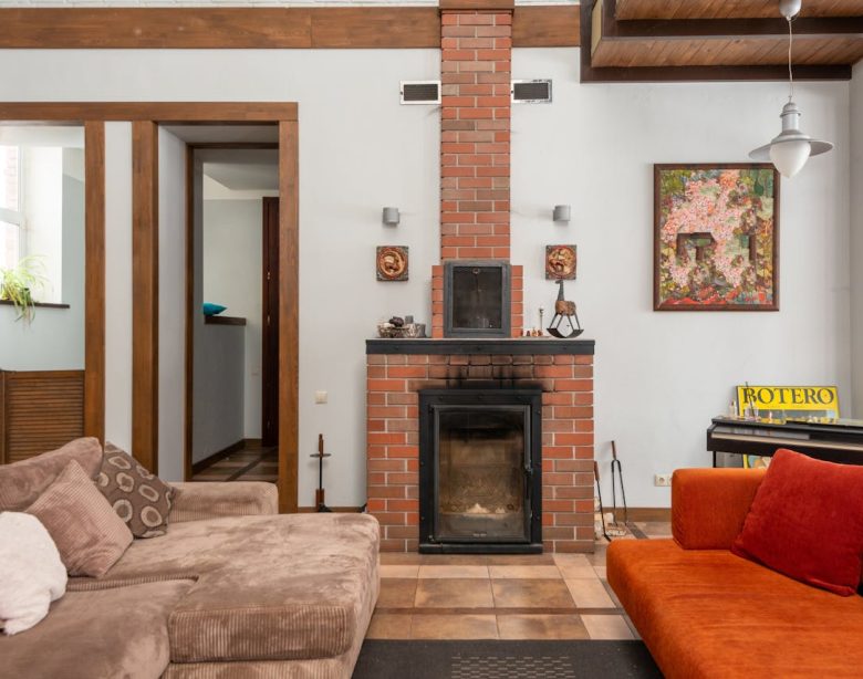 Couleur taupe dans un salon pour une décoration chaleureuse et moderne